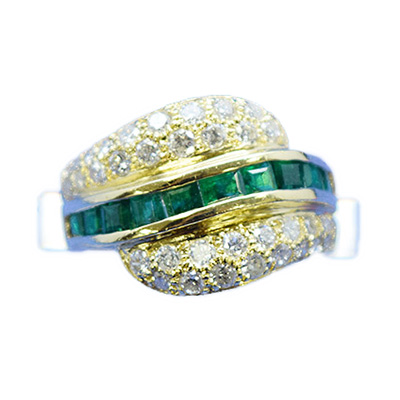 メレダイヤ1.7ct エメラルドデザイン K18リング
40,000円買取