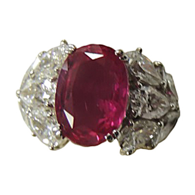 中石3.95ct メレダイヤ1.8ct Pt950リング 550,000円買取